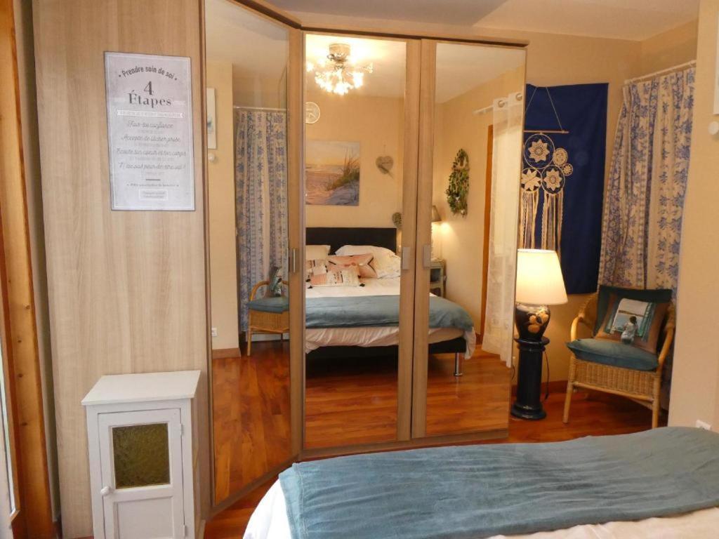 Chambre Le Mas D'Adelice Taulignan Bagian luar foto